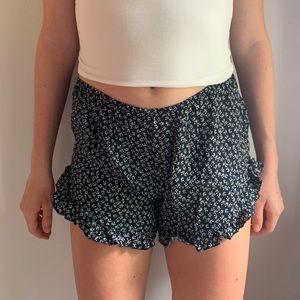 Brandy Melville shorts